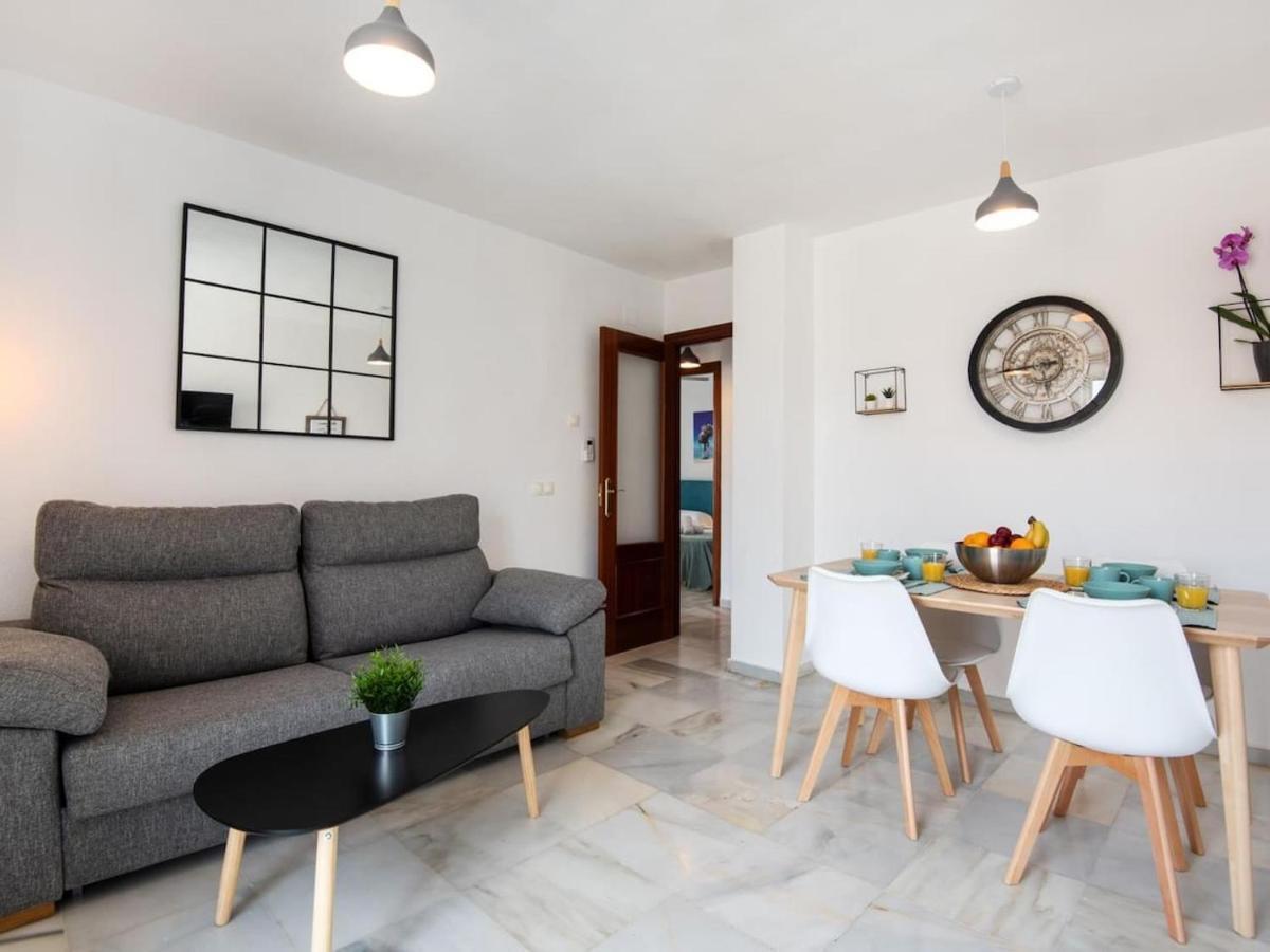 Rosaleda Center Apartment Malaga Exterior photo