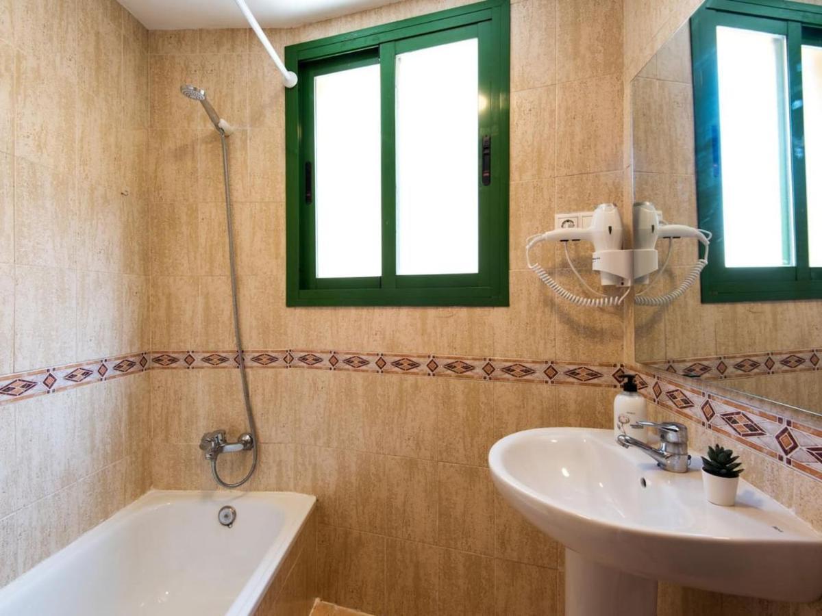 Rosaleda Center Apartment Malaga Exterior photo