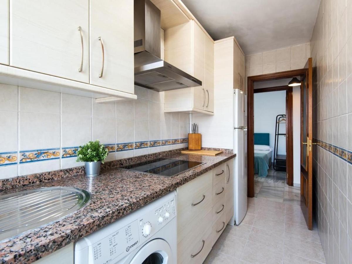 Rosaleda Center Apartment Malaga Exterior photo