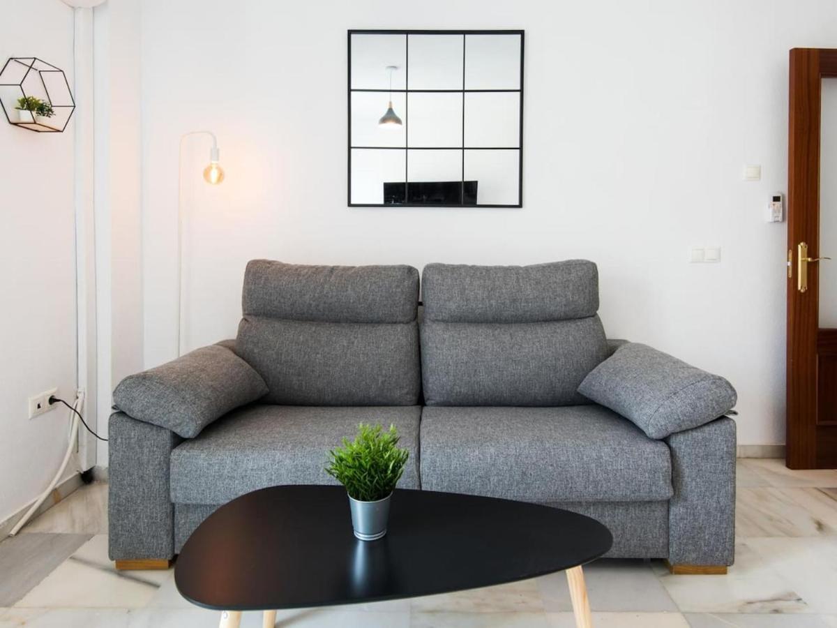 Rosaleda Center Apartment Malaga Exterior photo