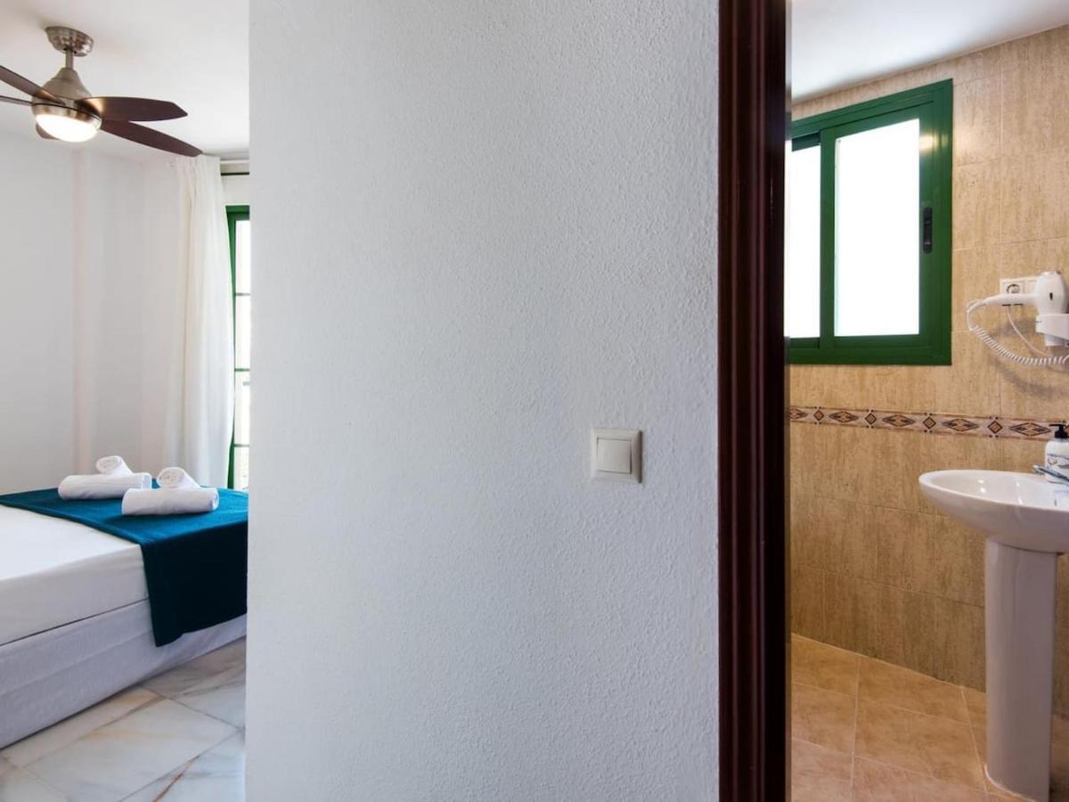 Rosaleda Center Apartment Malaga Exterior photo